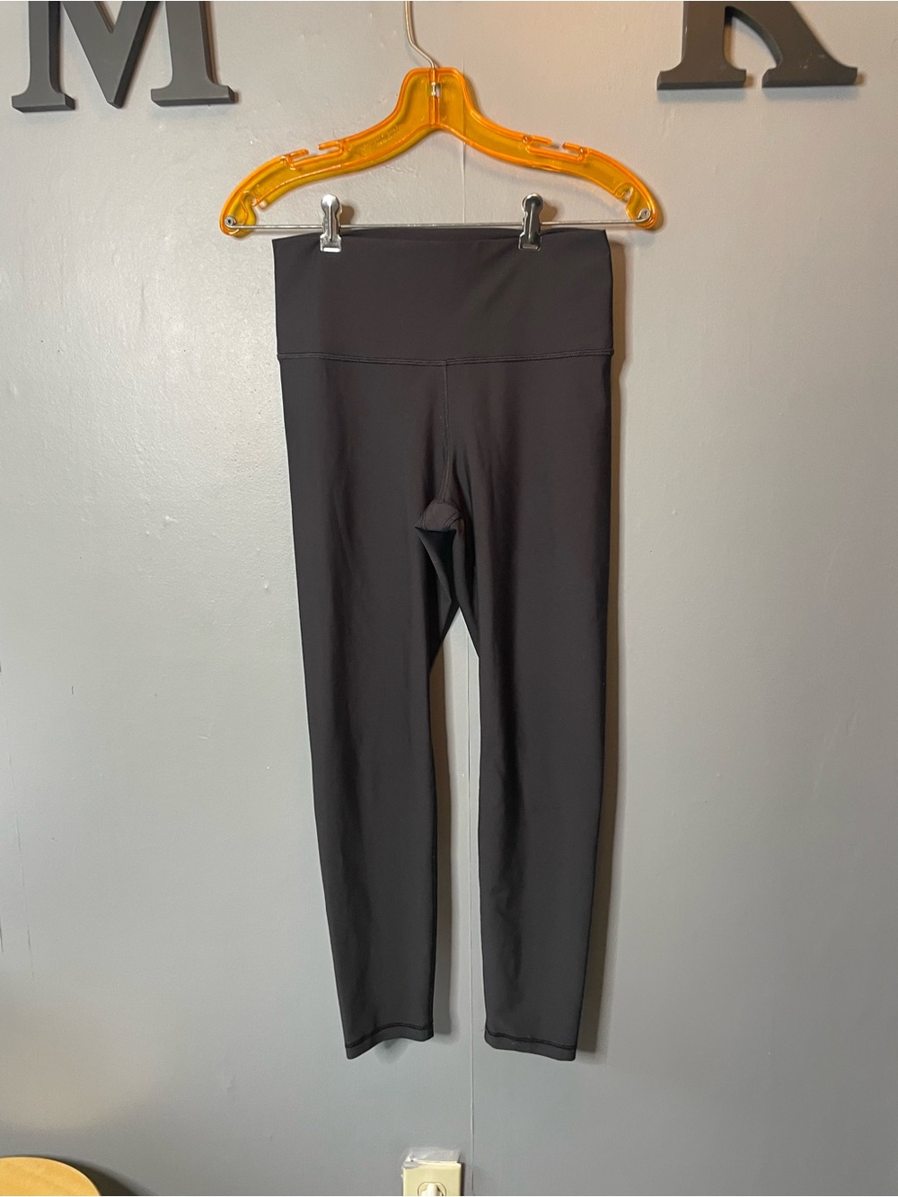 Old navy Active Black High-Rise power soft Performance Leggings size‎ medium